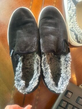 J. Crew Factory Black Slip-On Sneakers with Faux Fur Lining size 8